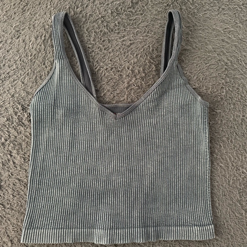 Bella Seamless size L ribbed tank